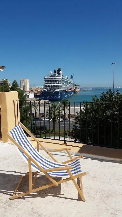 Apartment Apartamento Puerta Al Mar Cadiz Spain